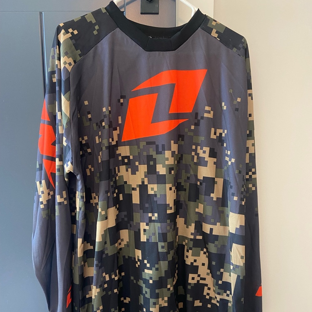 Atom Bike jersey